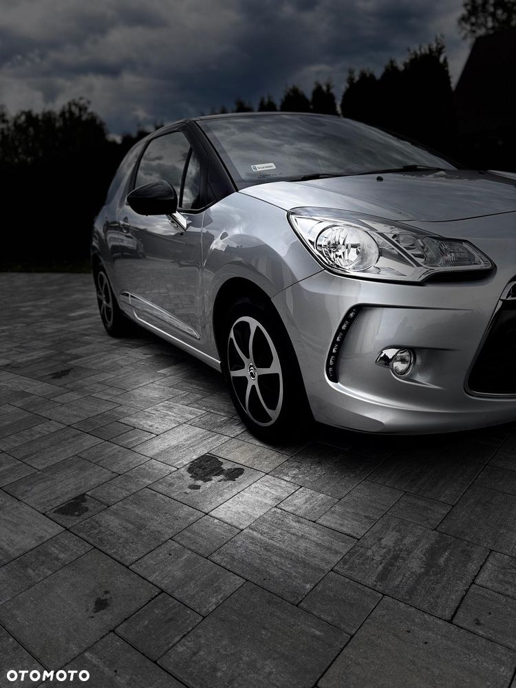 Citroën DS3 1.6 HDi SoChic - 2
