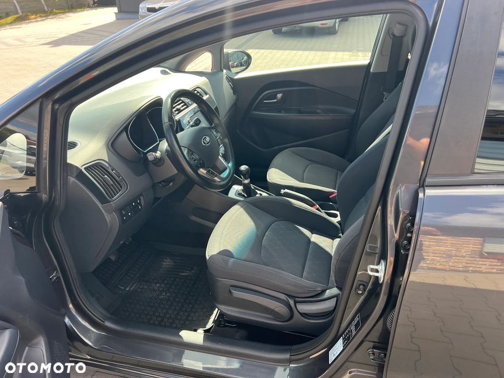 Kia Rio 1.2 Sensation - 8