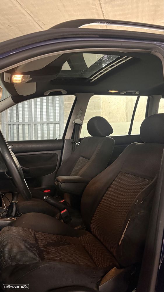 VW Golf Variant 1.9 TDi Highline - 9