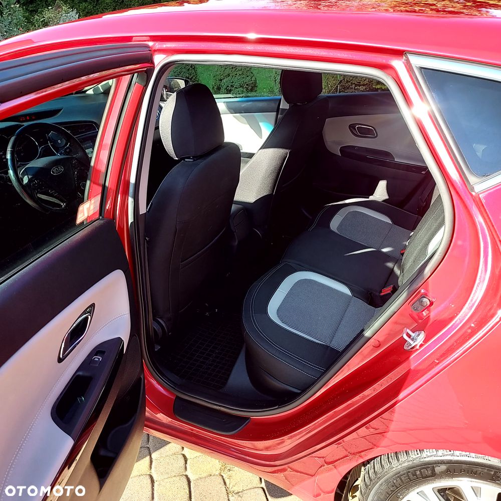 Kia Ceed 1.6 GDI L Business Line - 8