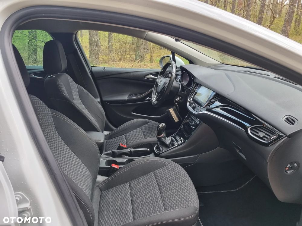 Opel Astra 1.6 CDTI Sport - 20