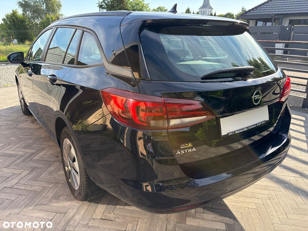 Opel Astra 1.6 CDTI Sport - 26