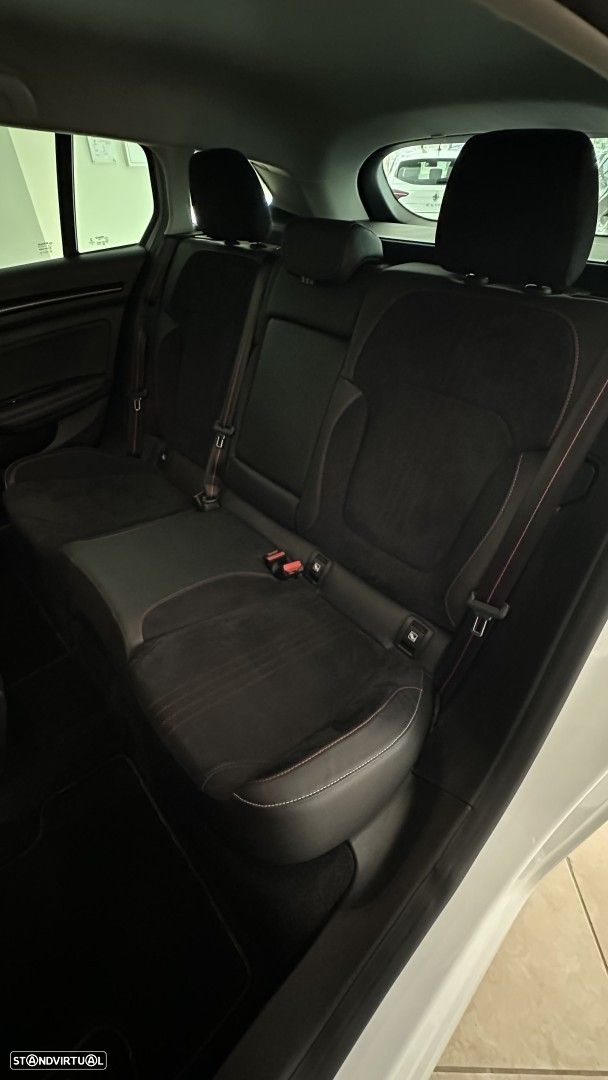 Renault Mégane 1.6 Plug-In R.S. Line - 20