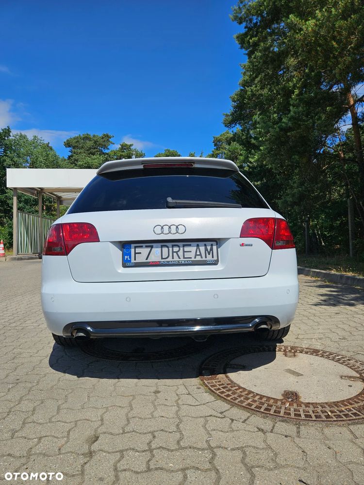 Audi A4 Avant 2.0 TDI DPF Quattro - 9