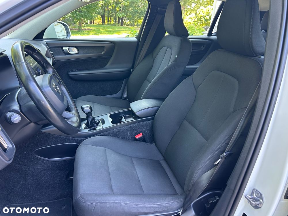 Volvo XC 40 D3 Momentum - 17
