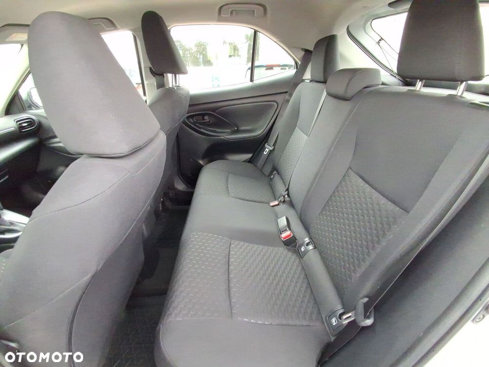 Toyota Yaris Cross Hybrid 1.5 Comfort - 12