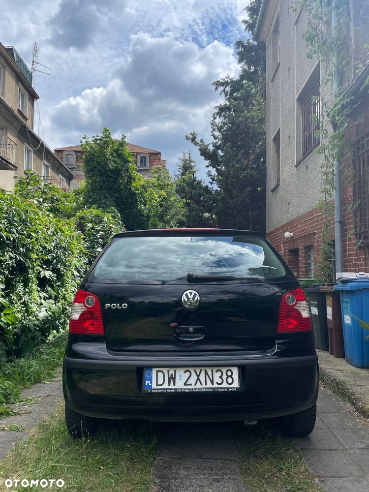 Volkswagen Polo - 2