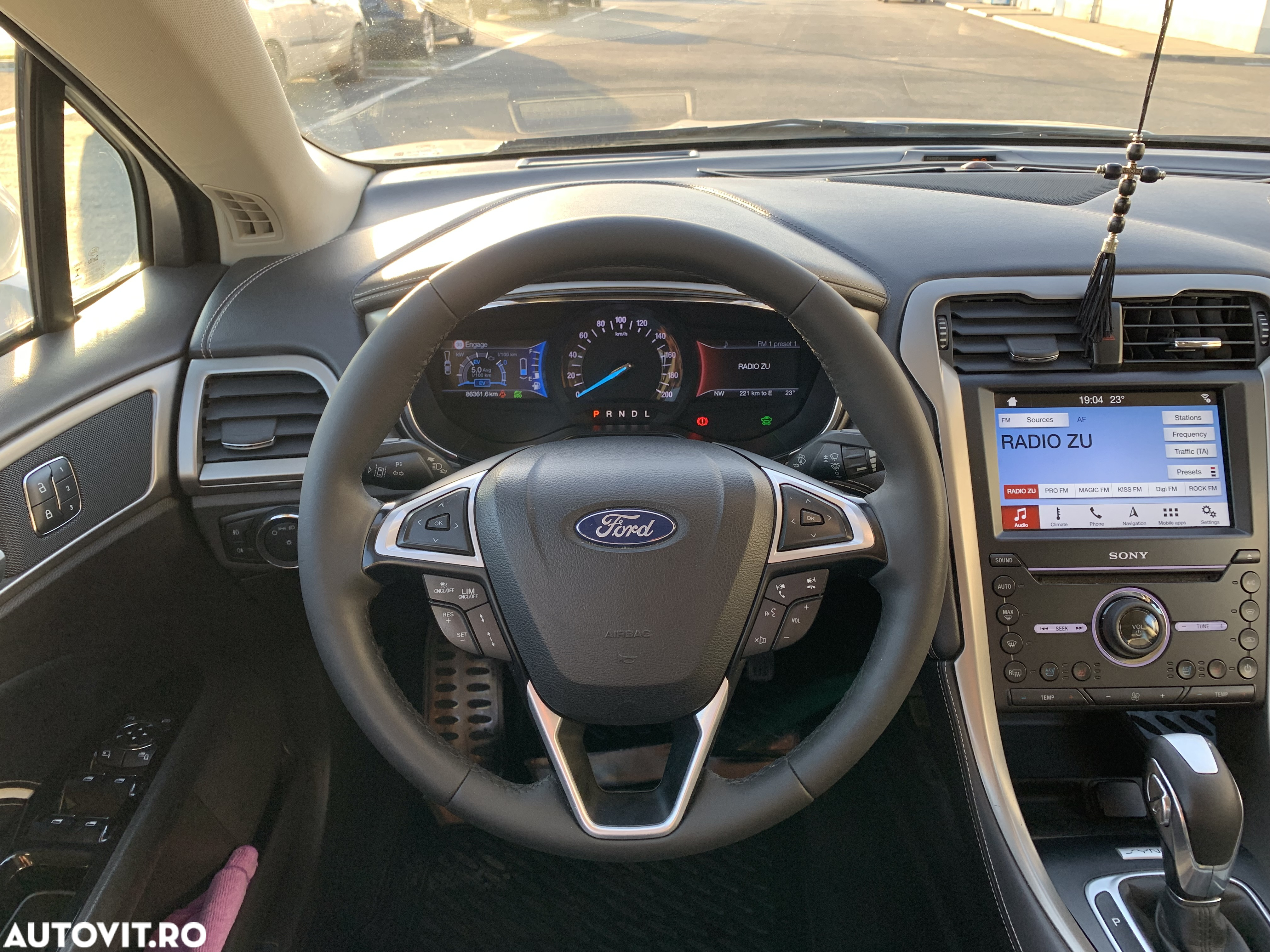 Ford Mondeo 2.0 HEV Vignale - 16