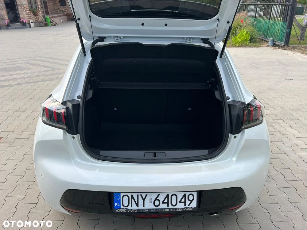 Peugeot 208 PureTech 100 GT - 11