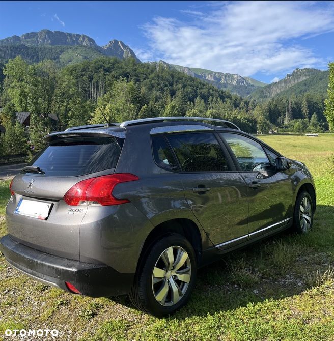 Peugeot 2008 1.6 e-HDi Active S&S - 10
