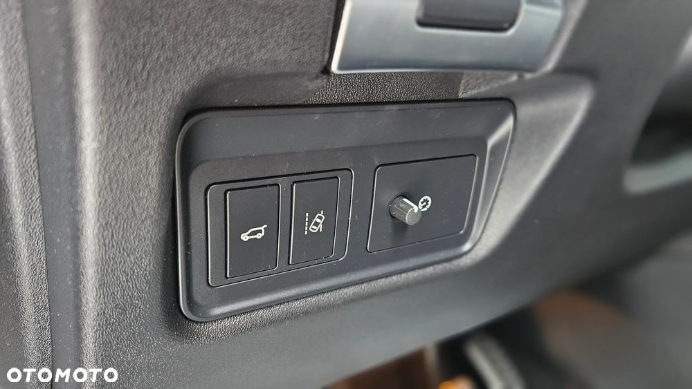 Jaguar E-Pace D150 R-Dynamic S - 16