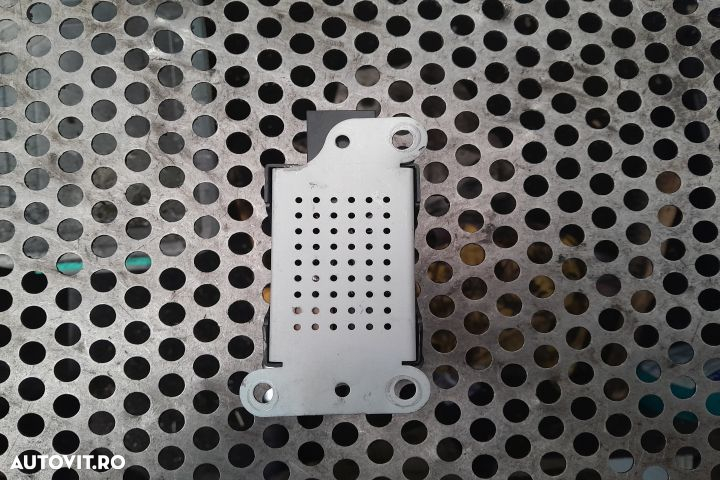 Amplificator antena radio 5N0035570A Volkswagen VW Tiguan 1 5N  [din 2007 pana  2011] seria Crossov - 2