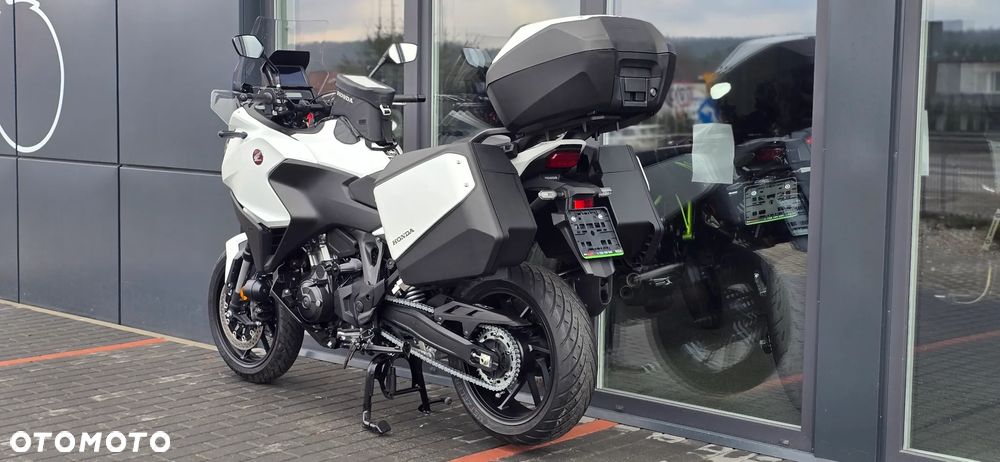 Honda NT - 29