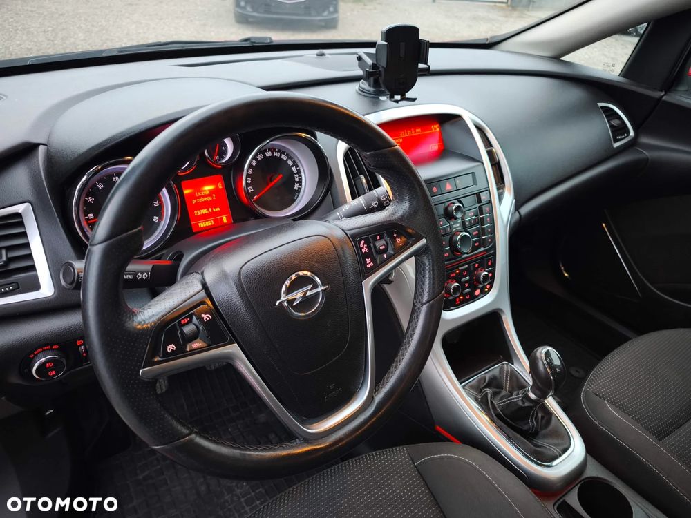 Opel Astra 1.4 Turbo Cosmo - 8