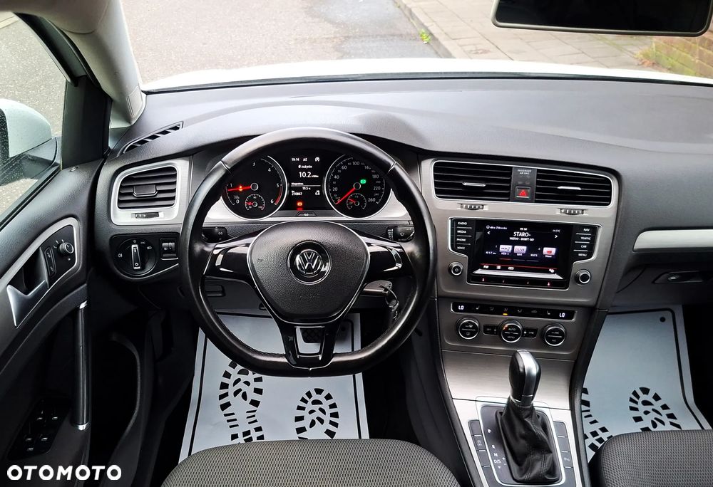 Volkswagen Golf 2.0 BlueTDI DSG Comfortline - 33
