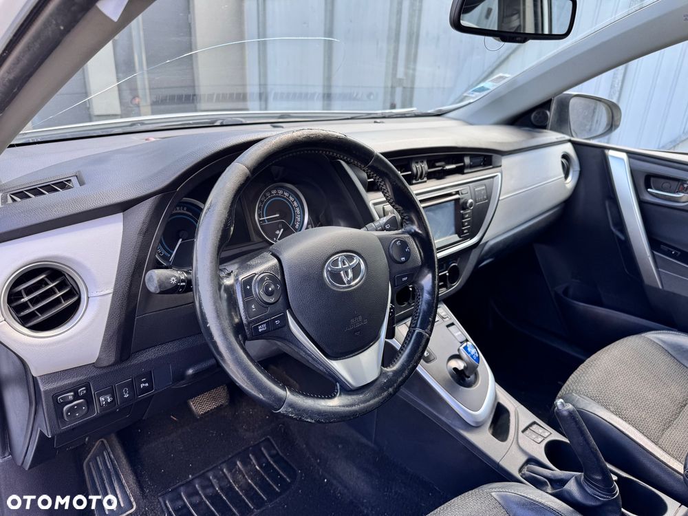Toyota Auris - 9