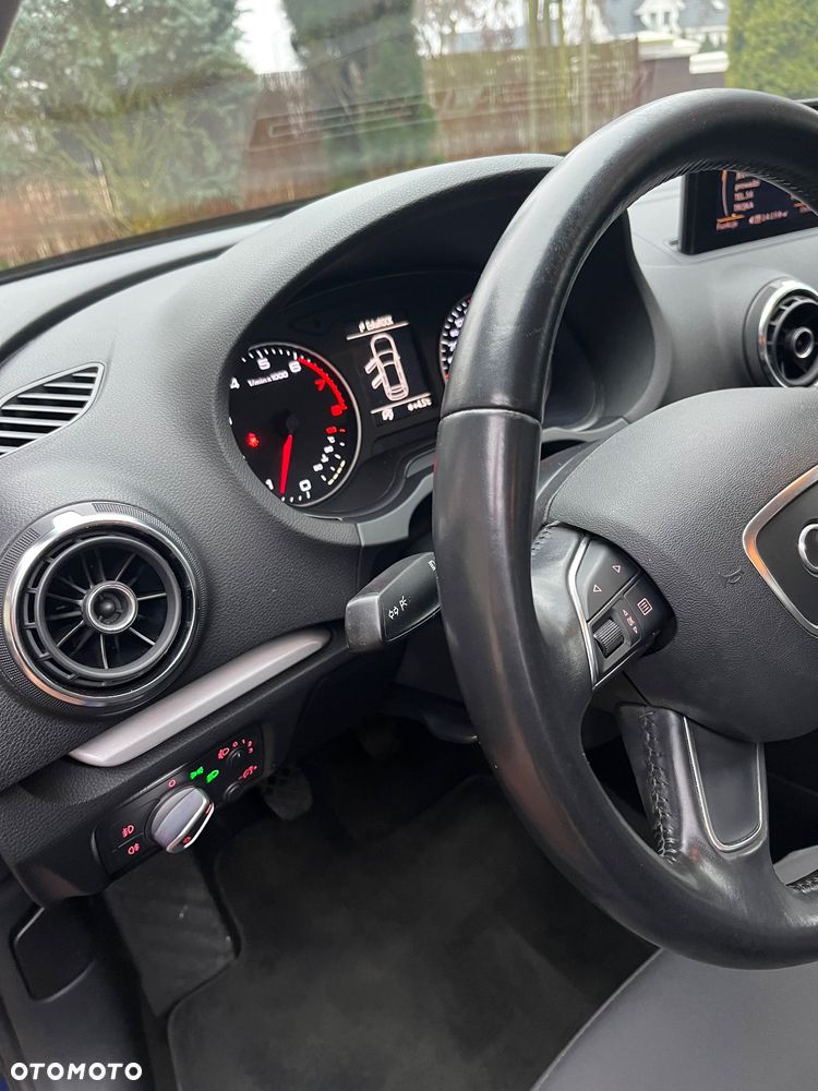 Audi A3 Sportback 1.4 TFSI Ambiente - 14