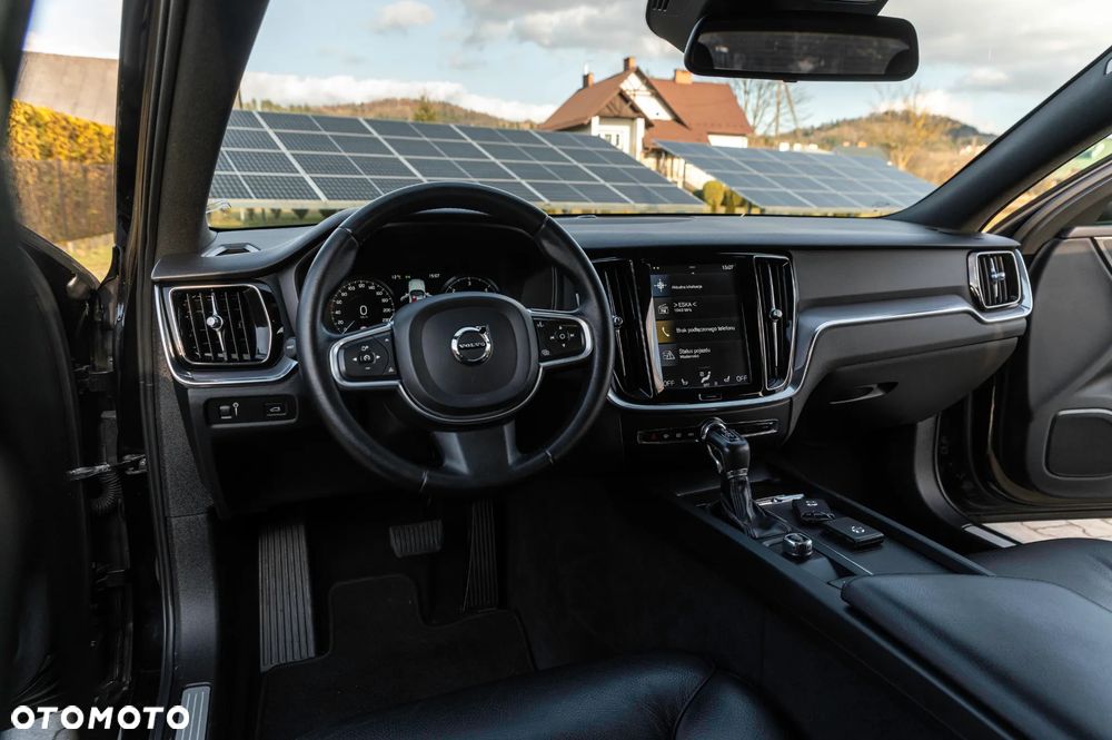 Volvo V60 D3 Geartronic Momentum - 34