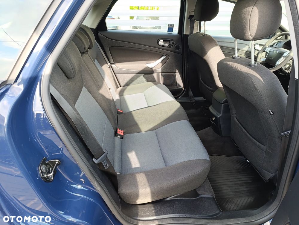 Ford Mondeo 1.8 TDCi Trend - 14