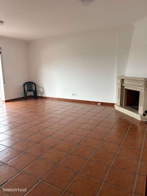 T3 com varanda e garagem em Leiria - Grande imagem: 4/14