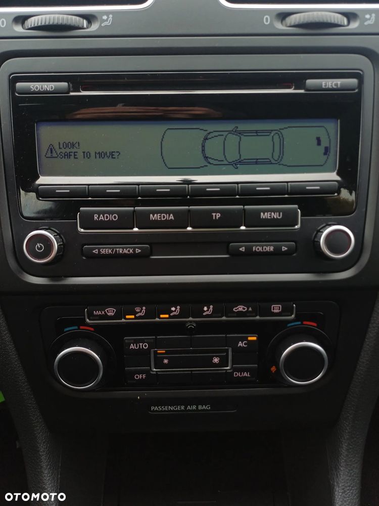 Volkswagen Golf - 23