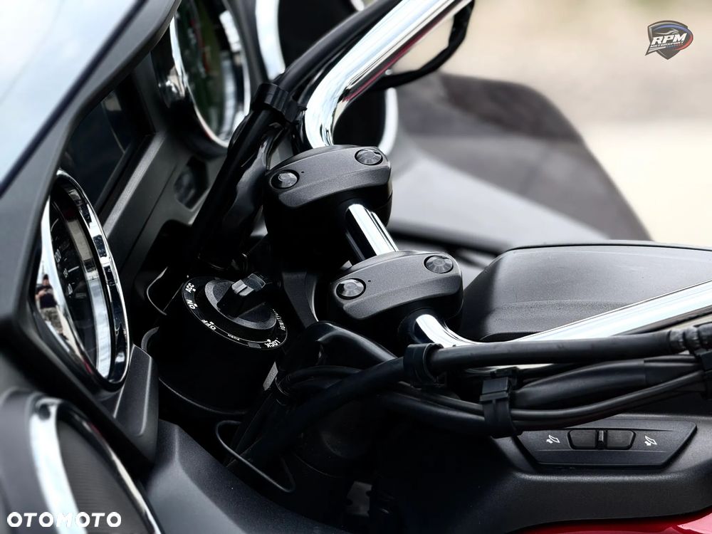 Yamaha Venture - 10