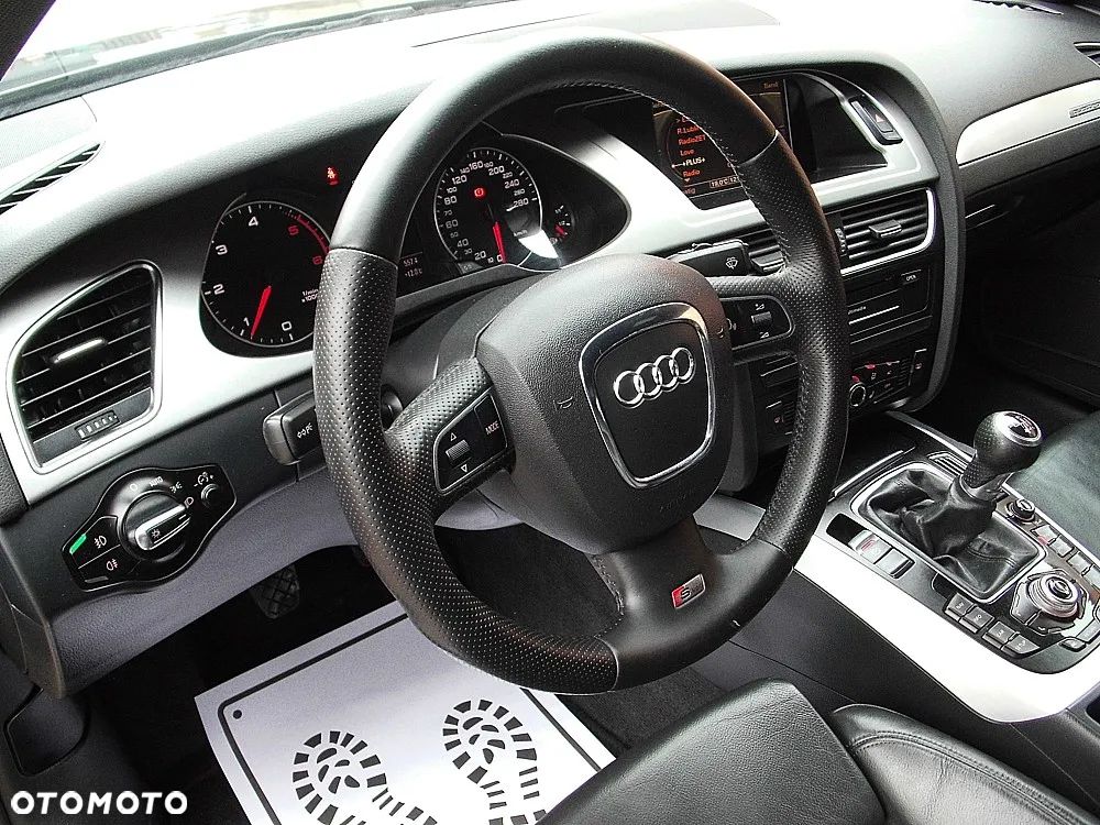 Audi A4 Limousine 2.0 TDI DPF quattro S line Sportpaket (plus) - 24