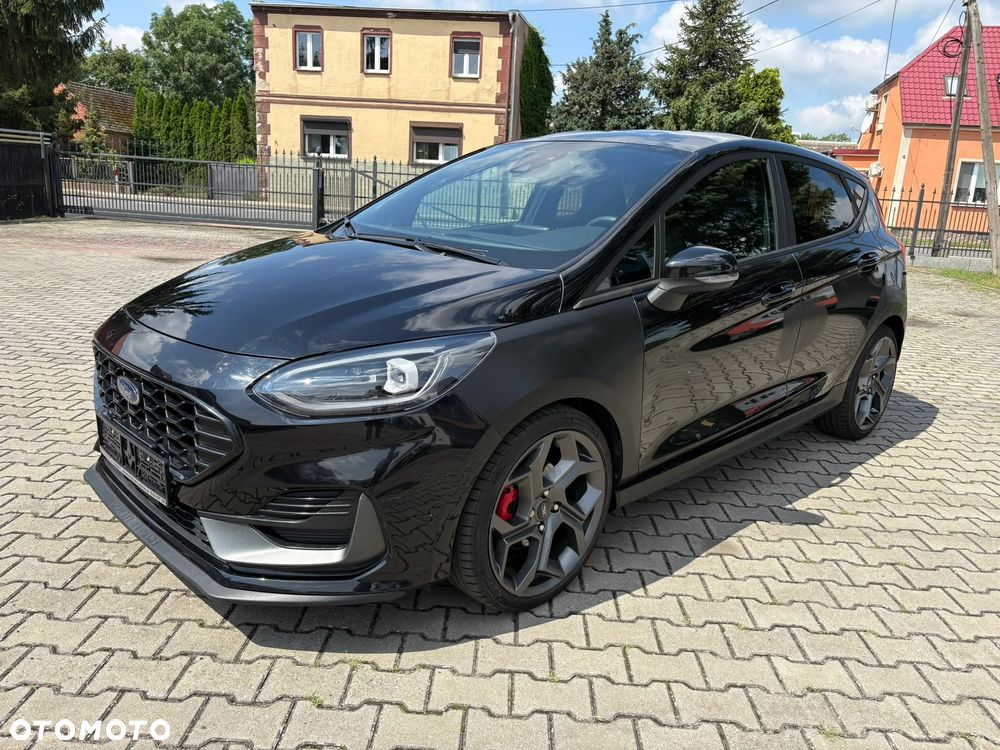 Ford Fiesta - 2