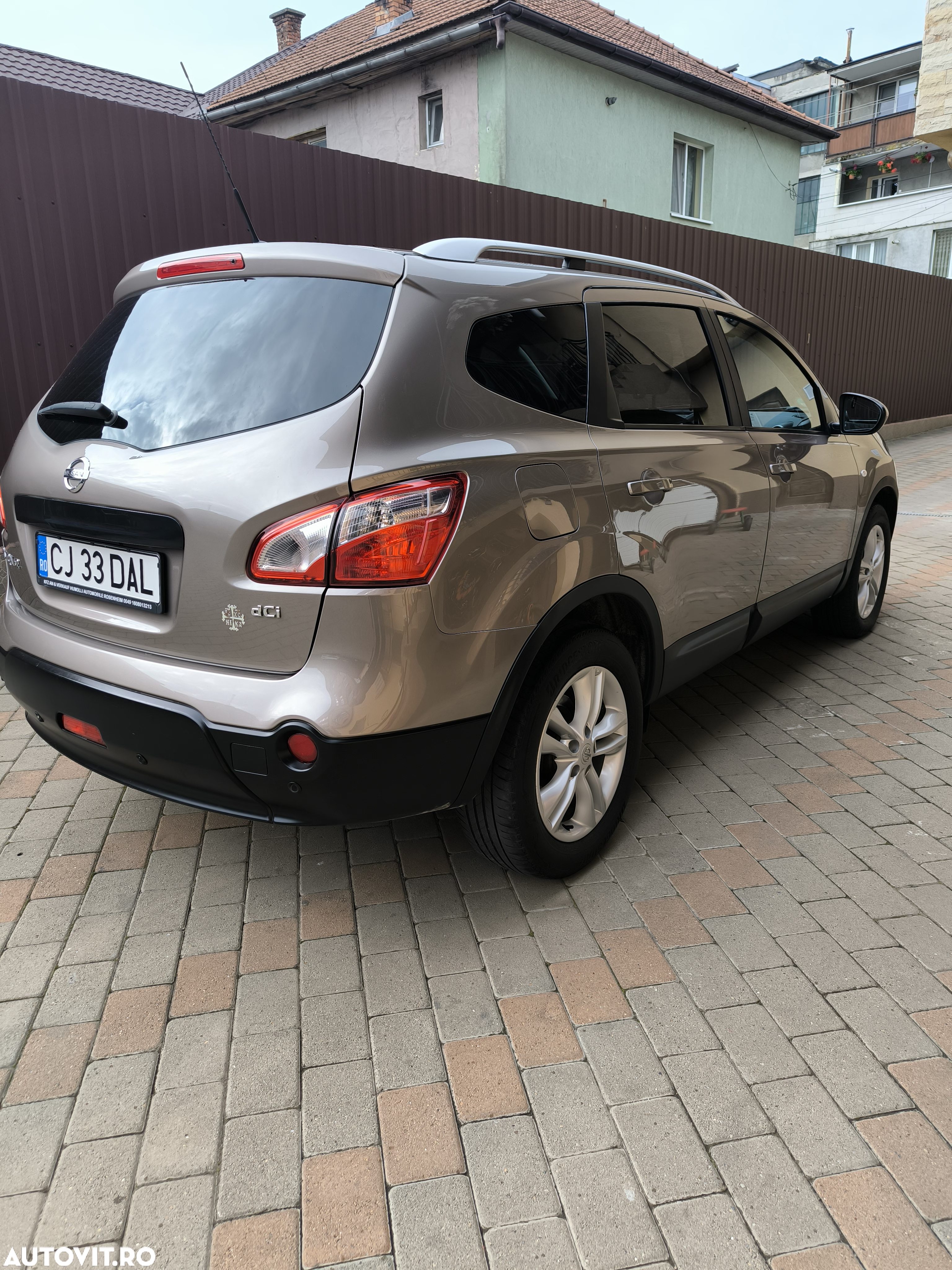 Nissan Qashqai+2 2.0 dCi DPF Acenta - 6