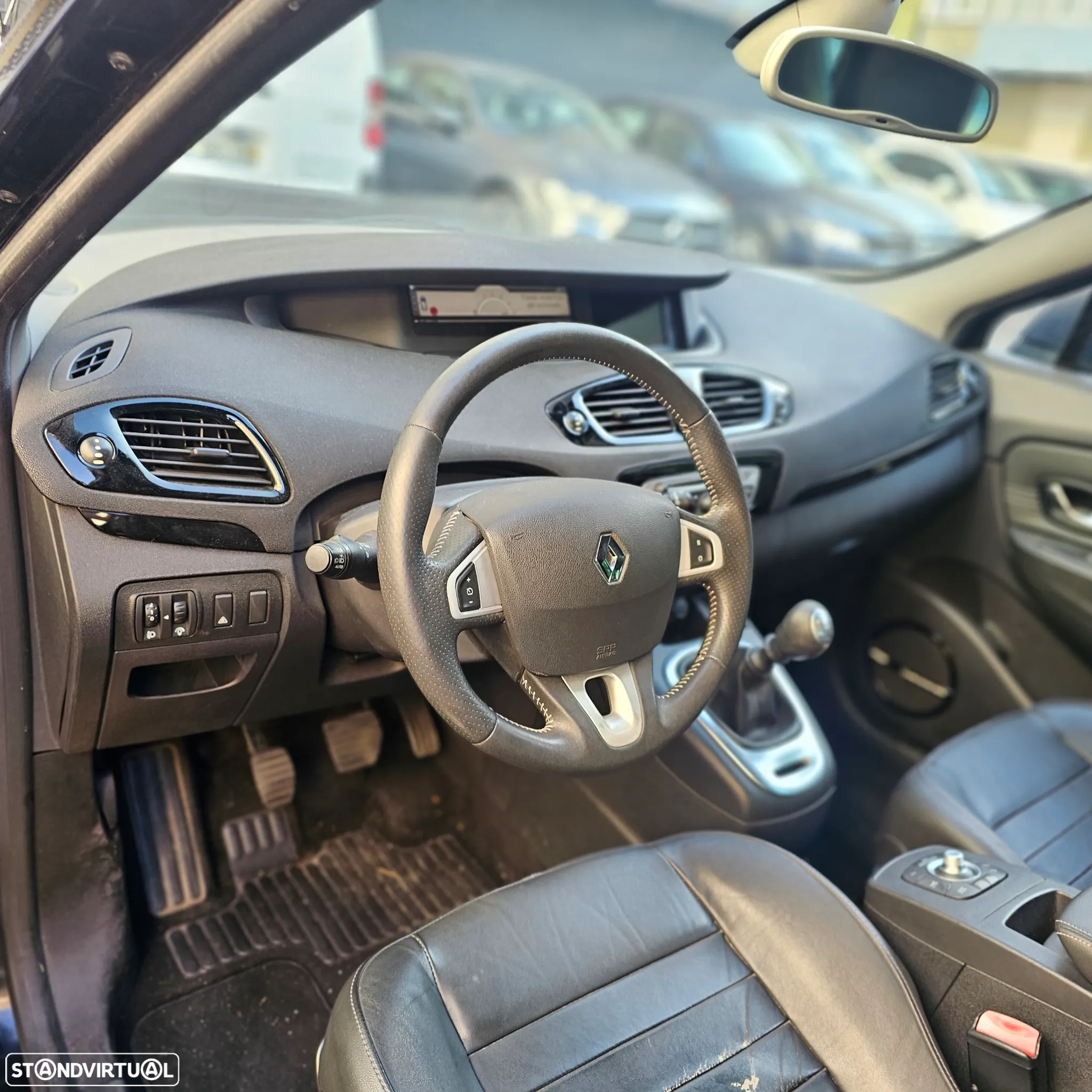 Renault Grand Scénic 1.5 dCi Dynamique S 7L - 27
