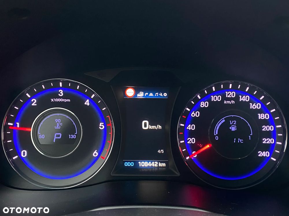 Hyundai i40 - 13