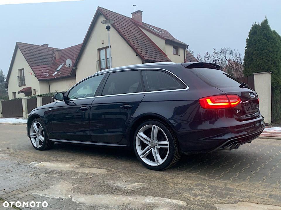 Audi A4 Avant - 16