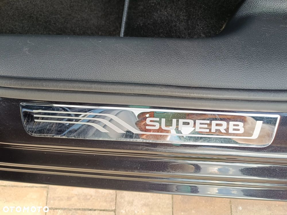 Skoda Superb Combi 2.0 TDI DSG Style - 21