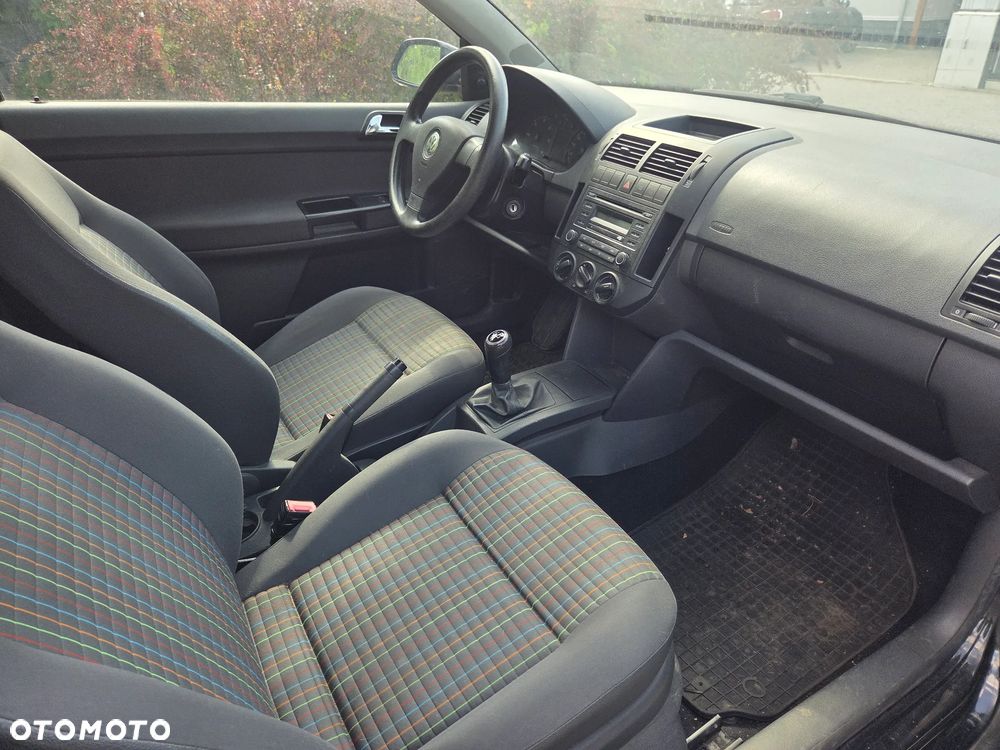 Volkswagen Polo - 19