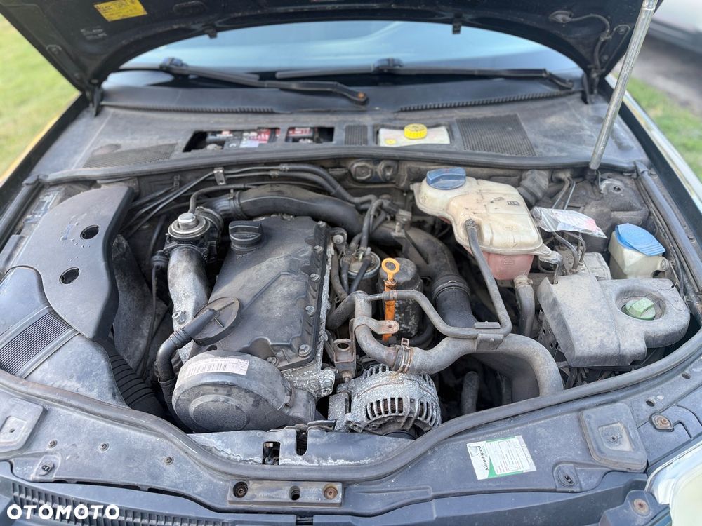 Volkswagen Passat 1.9 TDI Basis - 19