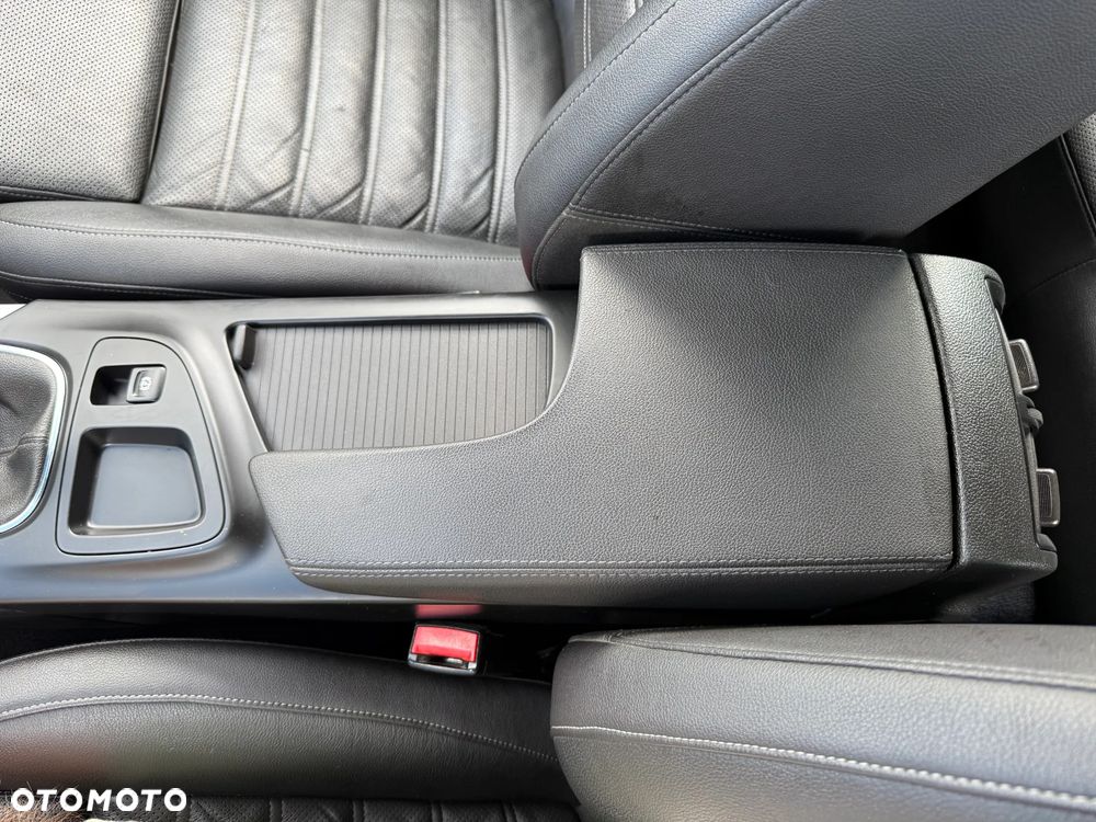 Opel Insignia 2.0 CDTI ecoFLEX Start/Stop Business Edition - 27