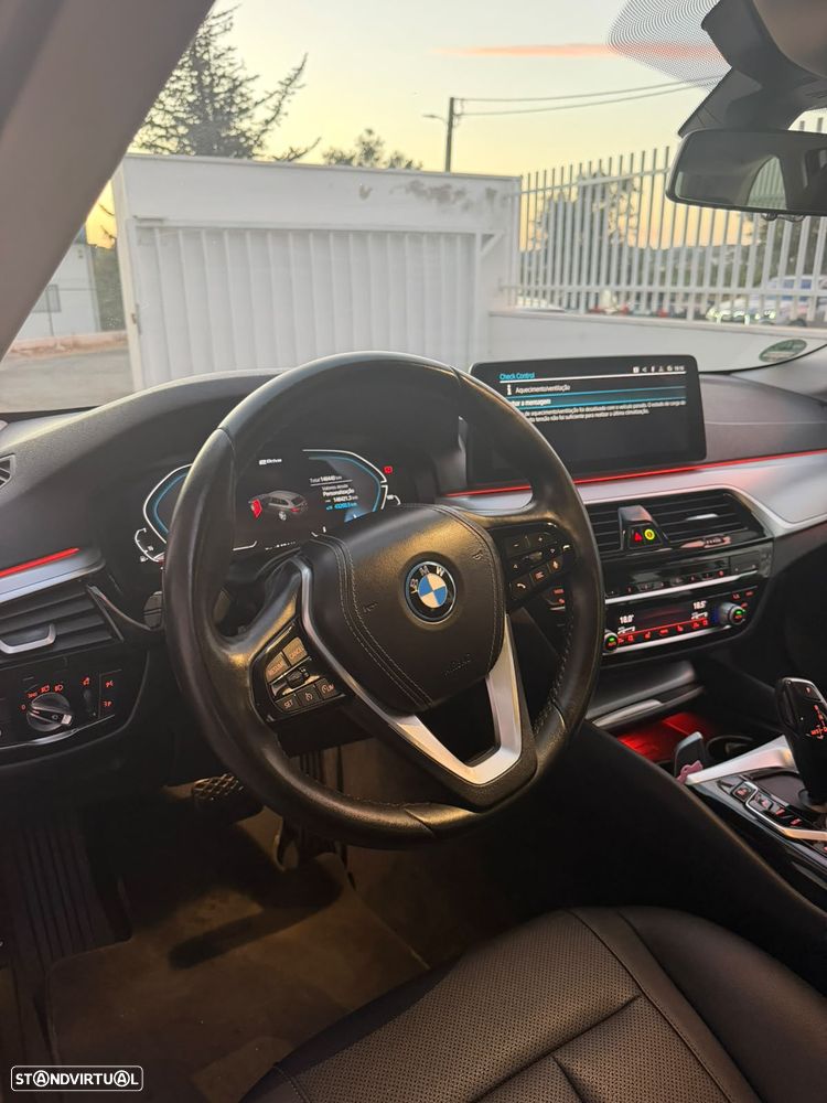 BMW 530 e xDrive Aut. - 37