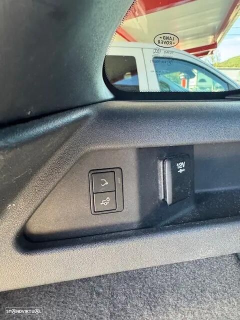 Land Rover Discovery Sport - 22