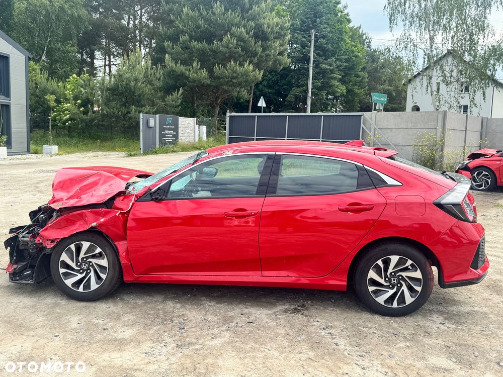 Honda Civic 1.0 i-VTEC Turbo Dynamic Limited Edition - 4