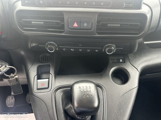 Toyota PROACE CITY 3 LUG. CX.6V. - 10