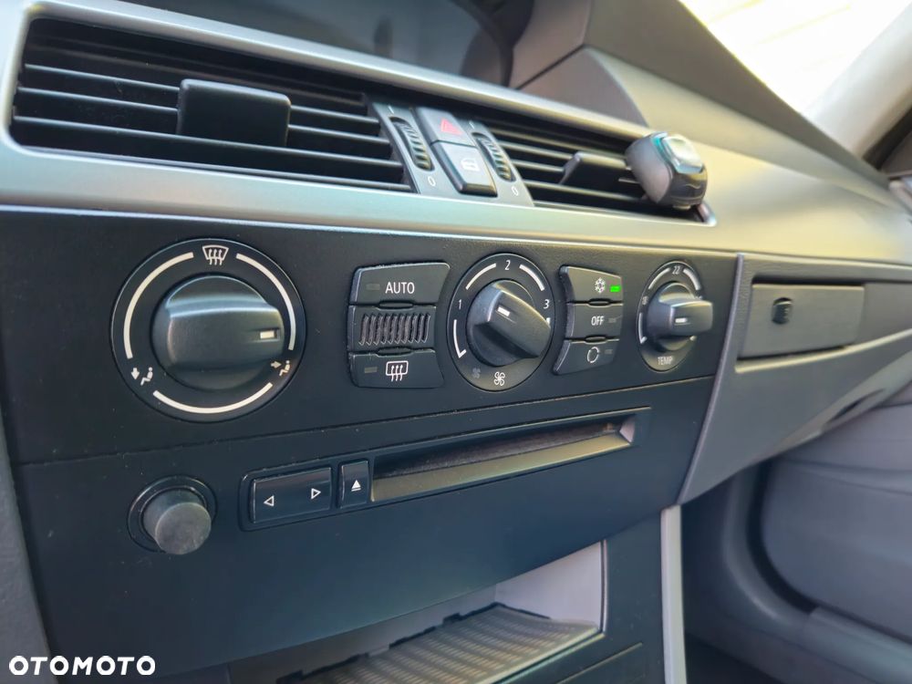 BMW Seria 5 - 33