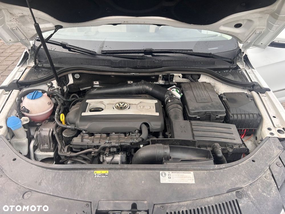 Volkswagen CC 2.0 TSI DSG - 9