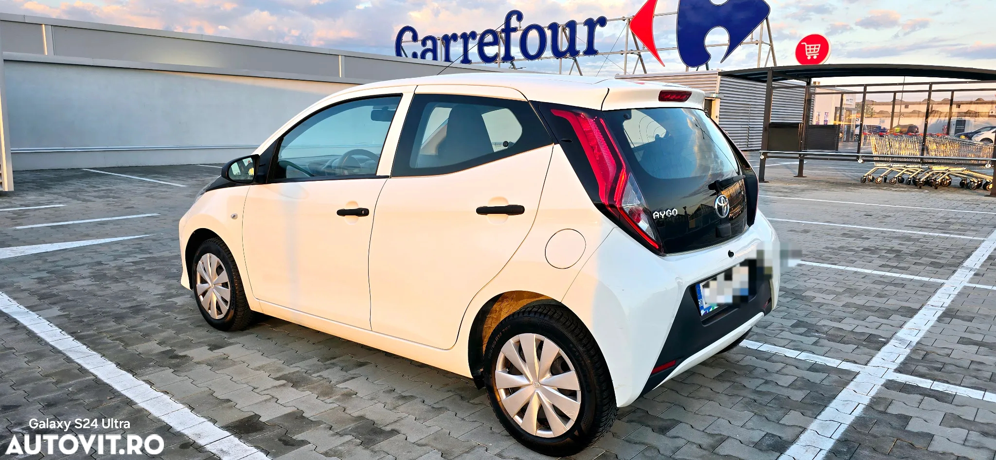 Toyota Aygo 1.0 VVY-I 5 usi X-connect - 3