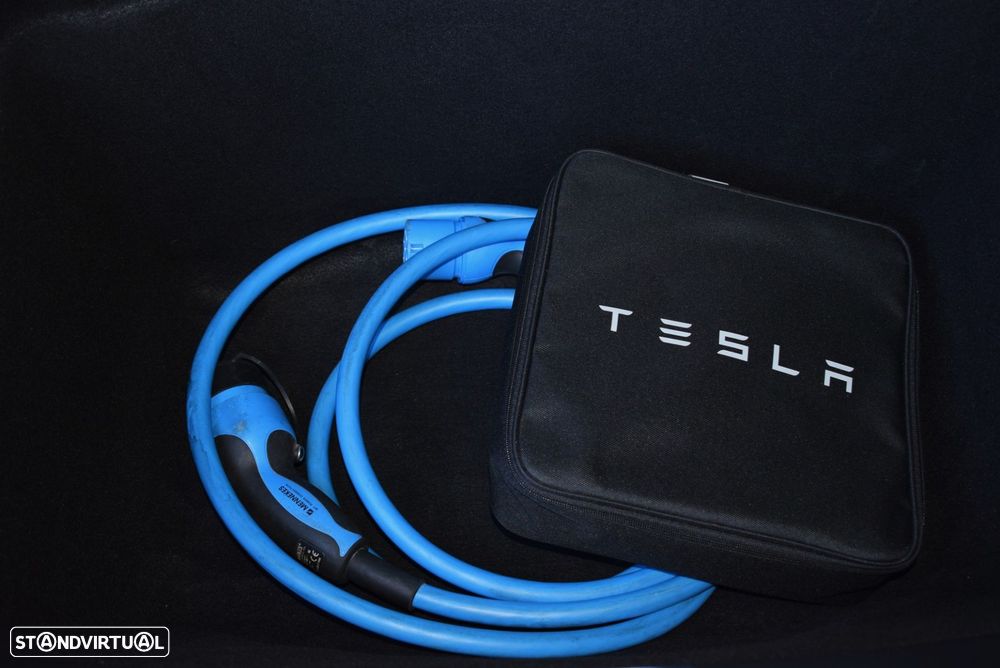 Tesla Model 3 Long Range AWD Dual Motor - 37