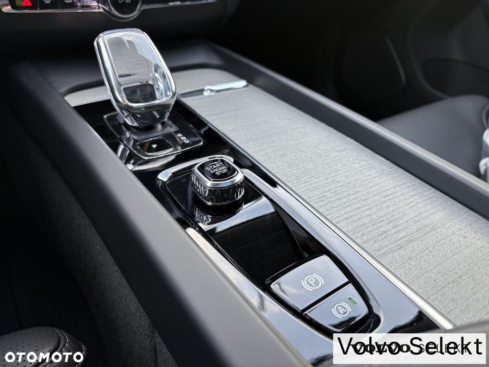 Volvo XC 60 - 21