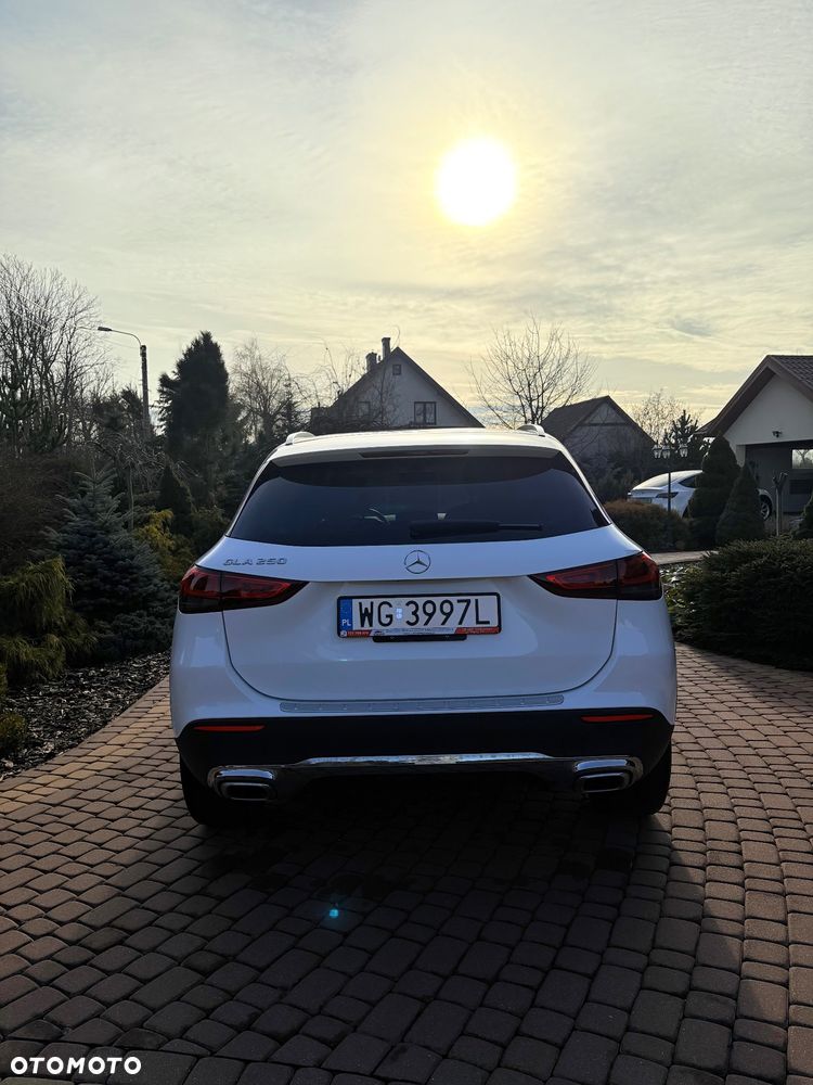 Mercedes-Benz GLA 250 8G-DCT Progressive - 7