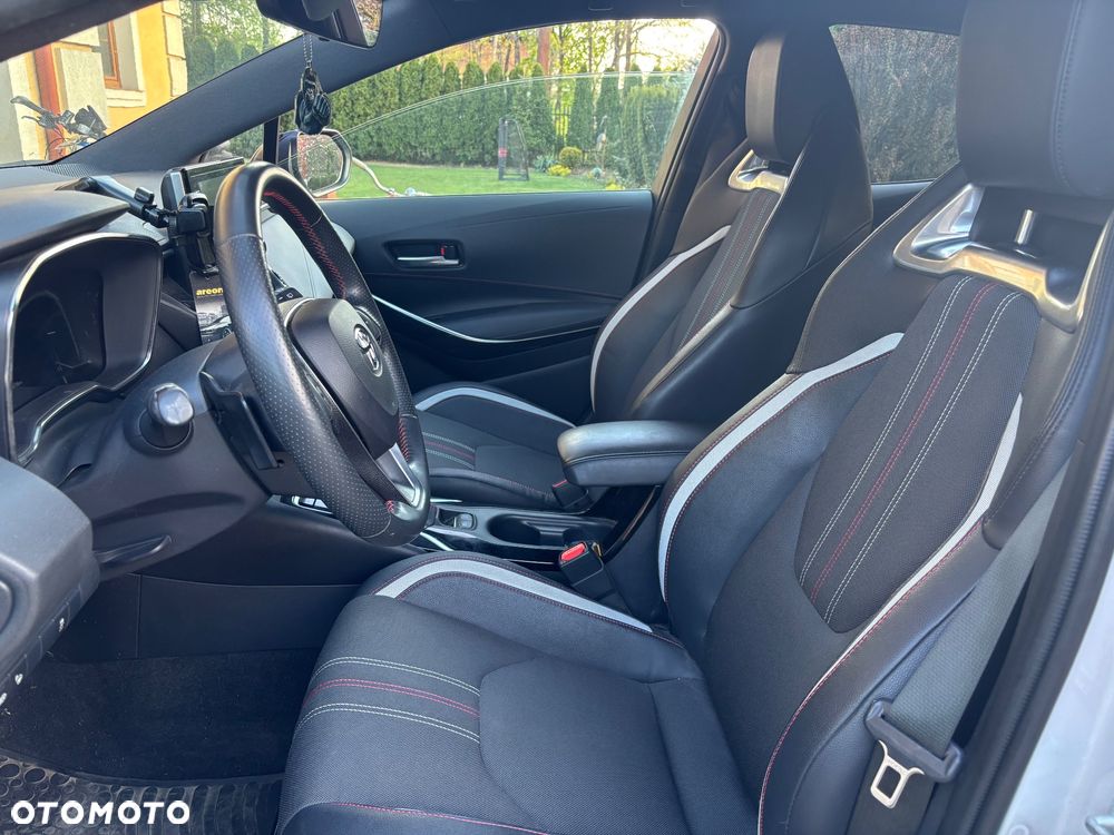 Toyota Corolla 2.0 Hybrid GR Sport - 23