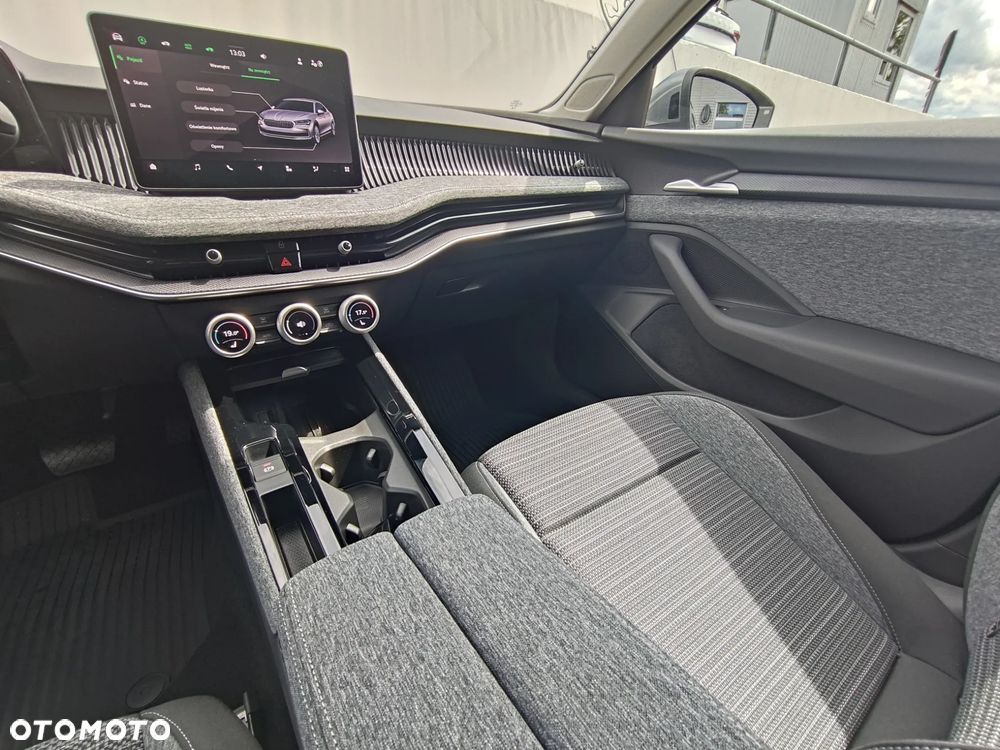 Skoda Superb 1.5 TSI mHEV Edition 130 DSG - 32