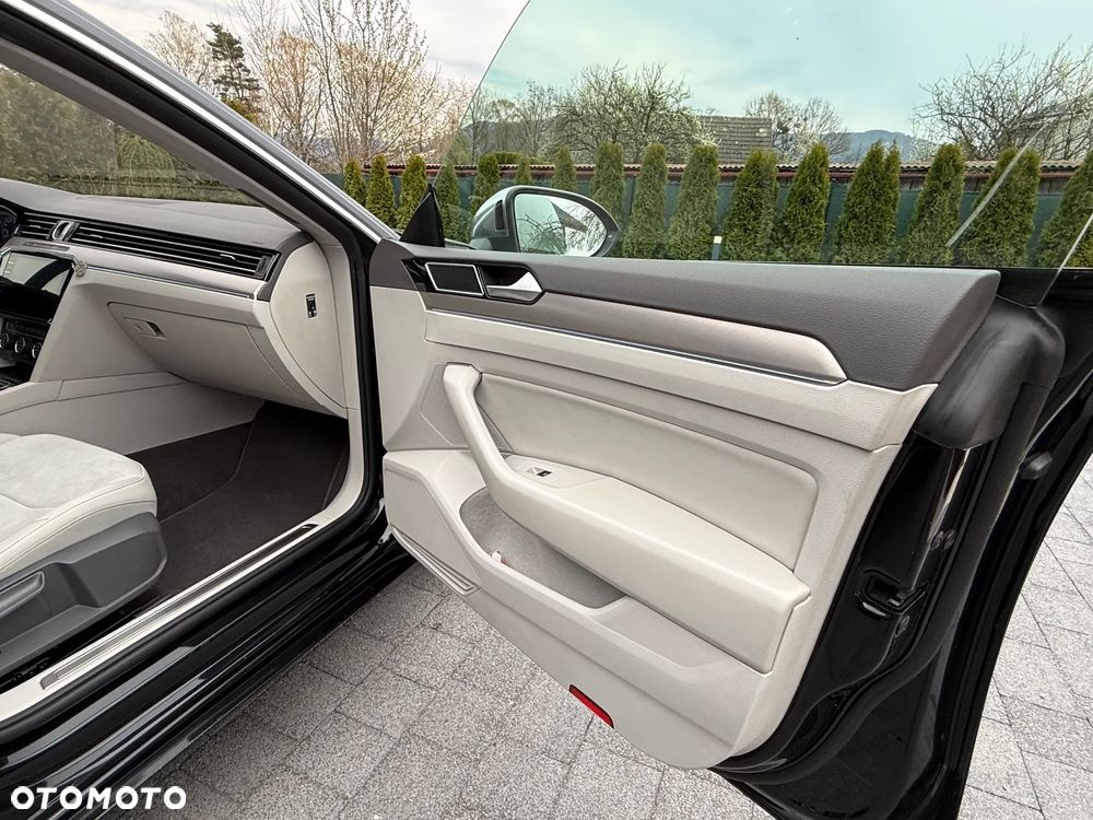 Volkswagen Arteon 2.0 TSI Elegance DSG - 24