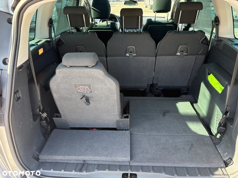 Peugeot 5008 2.0 HDi Allure 7os - 21